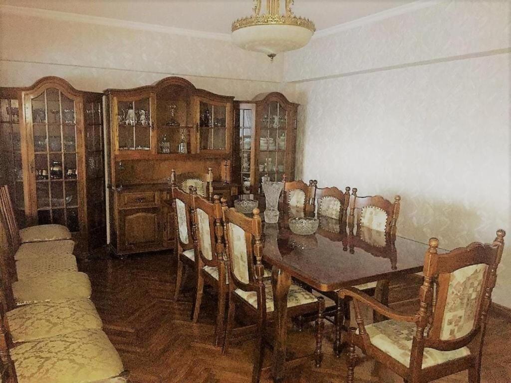 Spacious And Cozy Ташкент Екстер'єр фото
